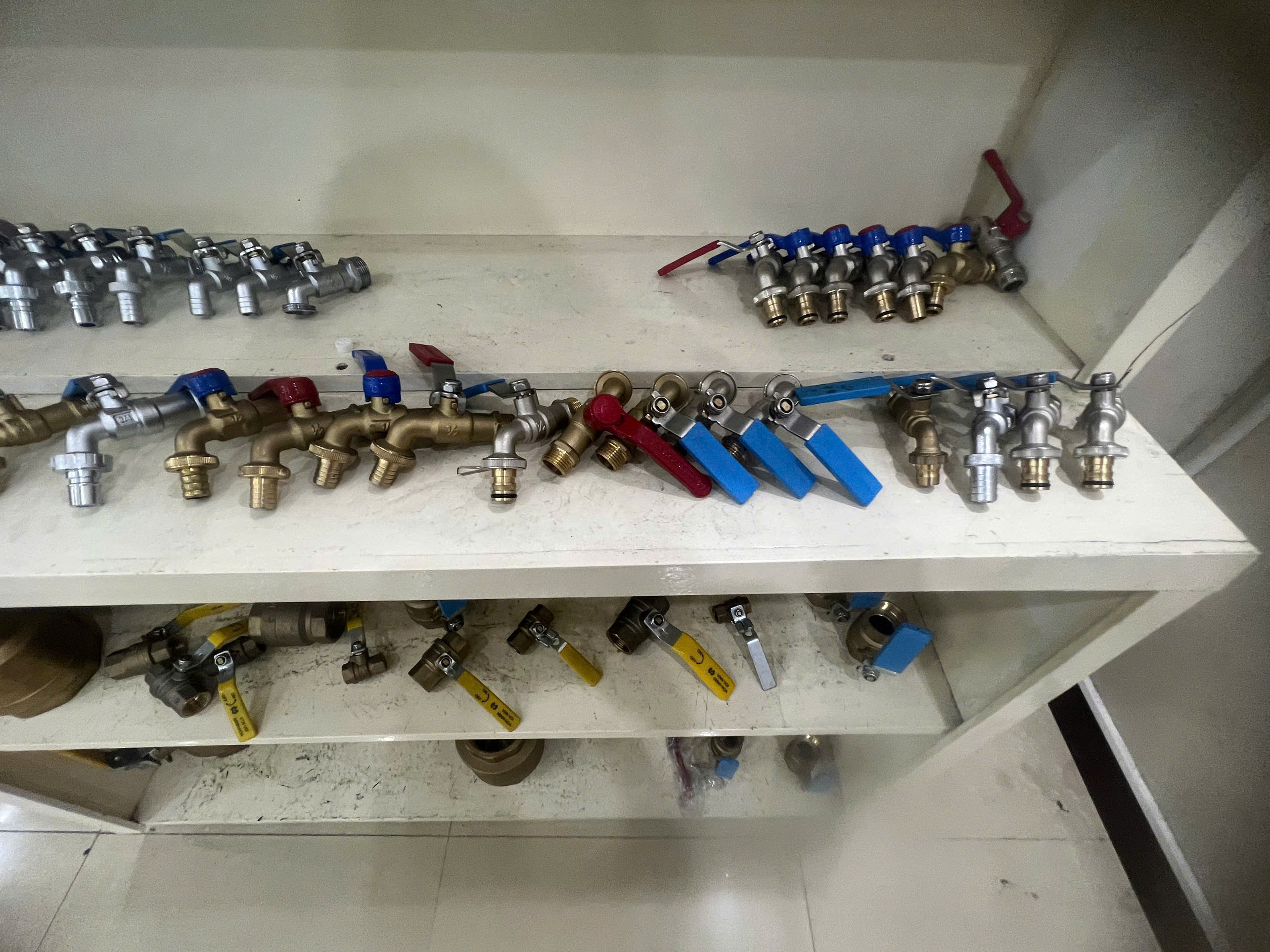 Samples shelf 22.jpg